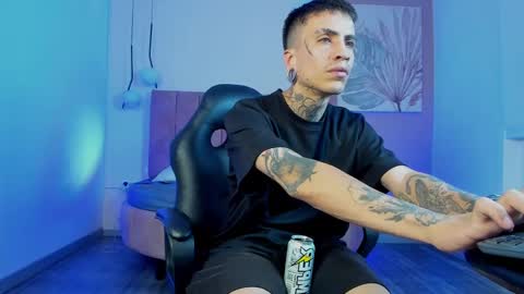   online show from 02/28/25, 01:37