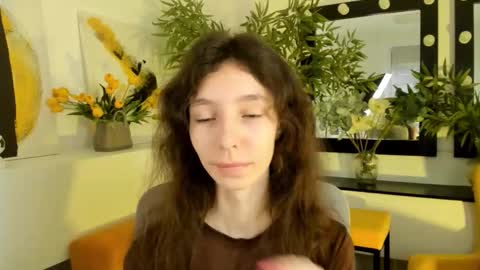 Snapshot of emmanuellbrown chatting on 10/25/25, 04:20 emmanuellbrown online show from 10/25/25, 04:20