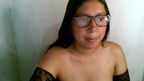 Snapshot of emmaortiz348067670331 chatting on 05/29/26, 07:01 emmaortiz348067670331 online show from 05/29/26, 07:01