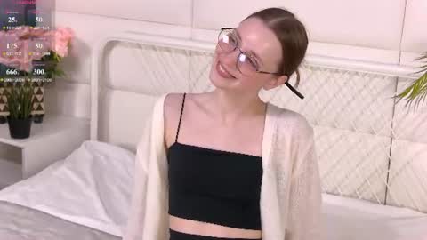 Emma online show from 07/06/26, 03:36
