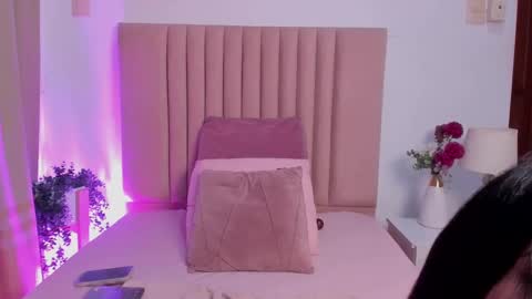 Emma Saint online show from 09/30/25, 12:37