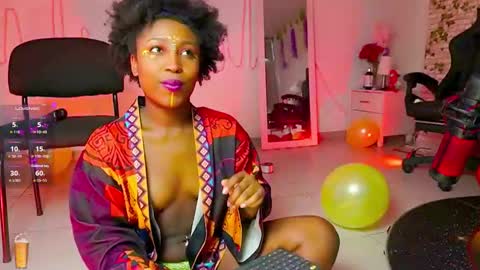 Sara online show from 09/28/25, 11:37