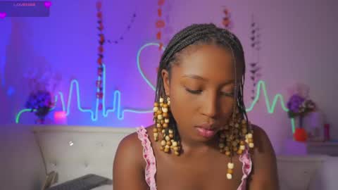 Sara online show from 10/13/25, 11:32