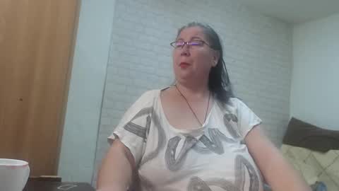 emmasquirt69 online show from 02/03/26, 10:04
