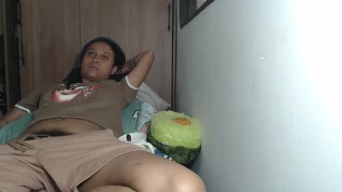 Snapshot of emmasweet95 chatting on 12/02/24, 08:11 emmasweet95 online show from 12/02/24, 08:11