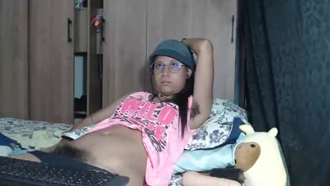 Snapshot of emmasweet95 chatting on 01/20/25, 08:29 emmasweet95 online show from 01/20/25, 08:29