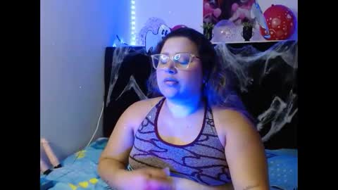 emmatower online show from 10/09/25, 07:34