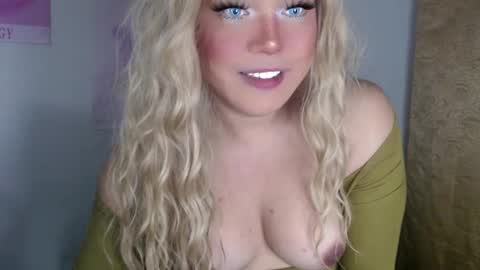 YourDreamGirl Emma  online show from 03/12/25, 07:24