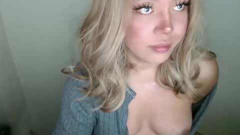 YourDreamGirl Emma  online show from 09/20/25, 11:06