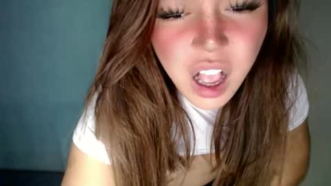 YourDreamGirl Emma  online show from 11/18/25, 11:48