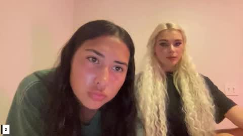 emmaxsmith online show from 09/23/25, 12:35