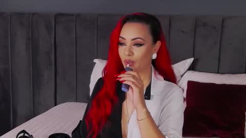 Emm online show from 11/10/25, 06:01