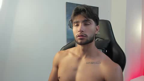 Emmet online show from 09/20/25, 02:07