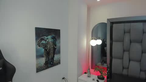 Emmet online show from 09/30/25, 04:12