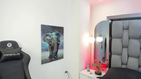 Emmet online show from 10/03/25, 03:09