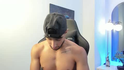 Emmet online show from 10/04/25, 02:59