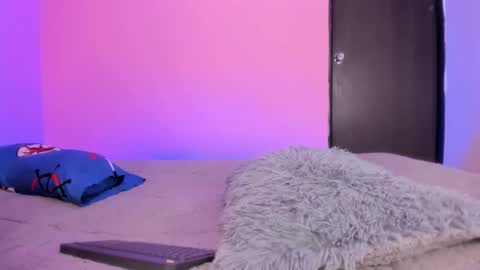 Emmi online show from 11/23/25, 02:55