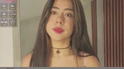 emmi_collins online show from 06/19/26, 07:39
