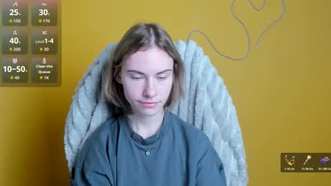 Snapshot of emmi_rossum chatting on 11/30/25, 06:17 Emmi online show from 11/30/25, 06:17