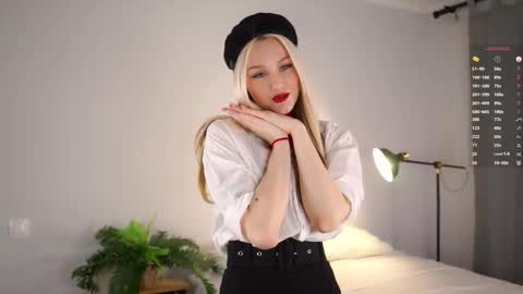 Aurora online show from 10/29/25, 06:48