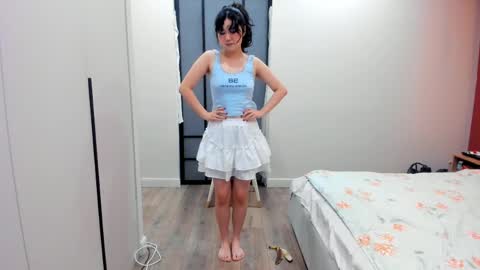 Emilia online show from 06/04/26, 01:17