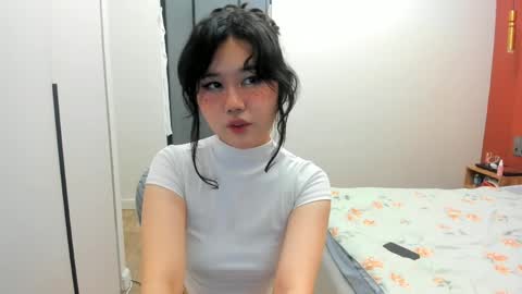 Emilia online show from 06/06/26, 01:16