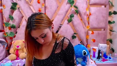 EmmilyWalker online show from 12/19/24, 07:18