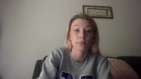 Snapshot of emmwarr1514 chatting on 04/02/26, 04:48 emmwarr1514 online show from 04/02/26, 04:48