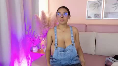 Emmy and Luna  online show from 07/02/26, 12:33
