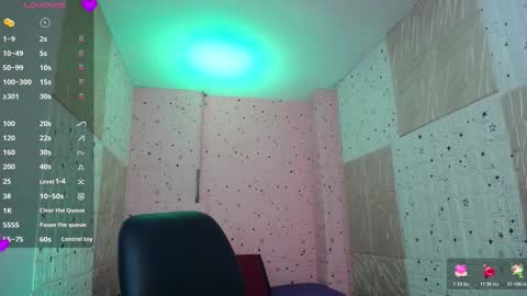 Snapshot of emmy_durant chatting on 12/02/25, 07:53 emmy_durant online show from 12/02/25, 07:53