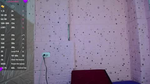 Snapshot of emmy_durant chatting on 12/03/25, 07:23 emmy_durant online show from 12/03/25, 07:23