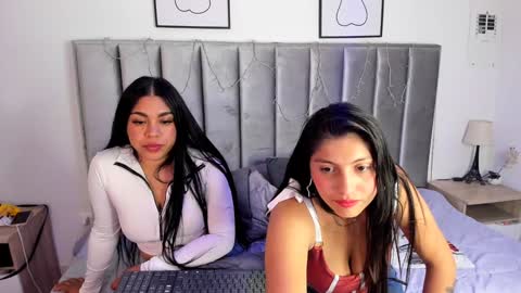 Emily  Laila  online show from 01/28/25, 08:36