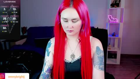 Emmy Bright     50  online show from 01/17/25, 07:51