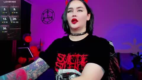 Emmy Bright     50  online show from 02/25/25, 01:20