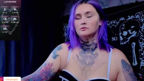 Emmy Bright     50  online show from 09/19/25, 05:57