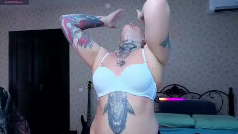 Emmy Bright     50  online show from 06/05/26, 06:52