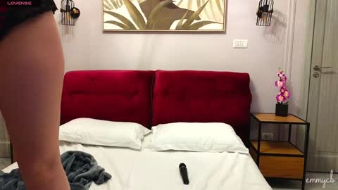 Em online show from 12/12/24, 07:26