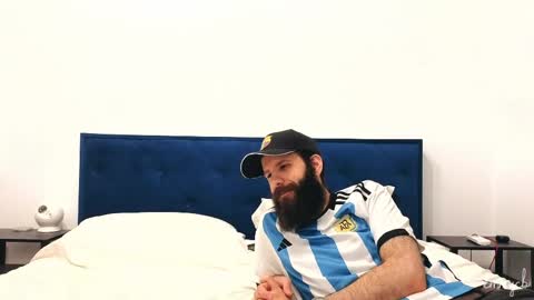 Em online show from 06/08/26, 01:50