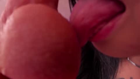 Snapshot of emmyevans1 chatting on 09/30/25, 08:47 Emmy Evans  online show from 09/30/25, 08:47