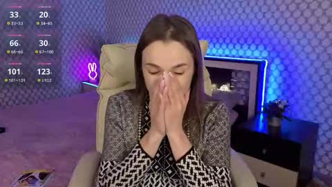 Emma online show from 10/26/25, 07:09