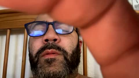 Snapshot of emoney04 chatting on 12/12/24, 11:03 emoney04 online show from 12/12/24, 11:03