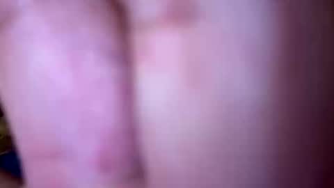 Snapshot of emoney04 chatting on 09/21/25, 07:10 emoney04 online show from 09/21/25, 07:10