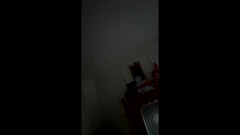 Snapshot of emoney04 chatting on 09/28/25, 11:04 emoney04 online show from 09/28/25, 11:04