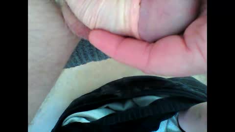 Snapshot of empatico69 chatting on 09/27/25, 12:54 empatico69 online show from 09/27/25, 12:54