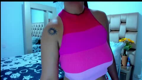 Snapshot of emperatriztapia chatting on 09/13/25, 10:53 emperatriztapia online show from 09/13/25, 10:53