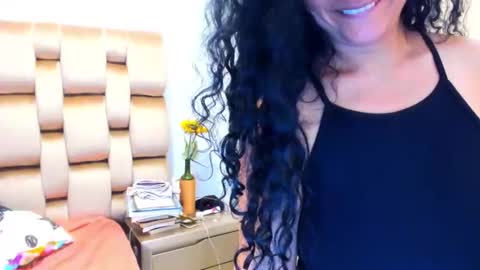 emperatriztapia online show from 06/10/26, 01:43