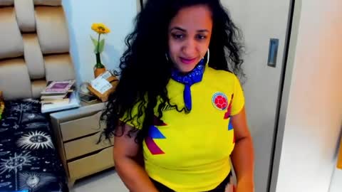 emperatriztapia online show from 06/17/26, 06:09