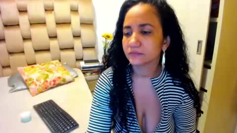 emperatriztapia online show from 07/14/26, 12:13