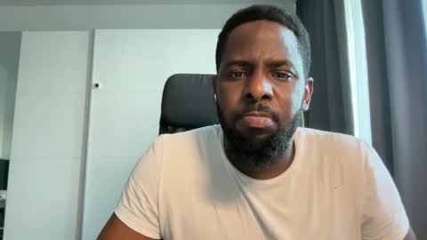 empire_king online show from 09/19/25, 03:13