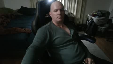 Snapshot of emsguy1 chatting on 09/26/25, 03:54 Matt online show from 09/26/25, 03:54